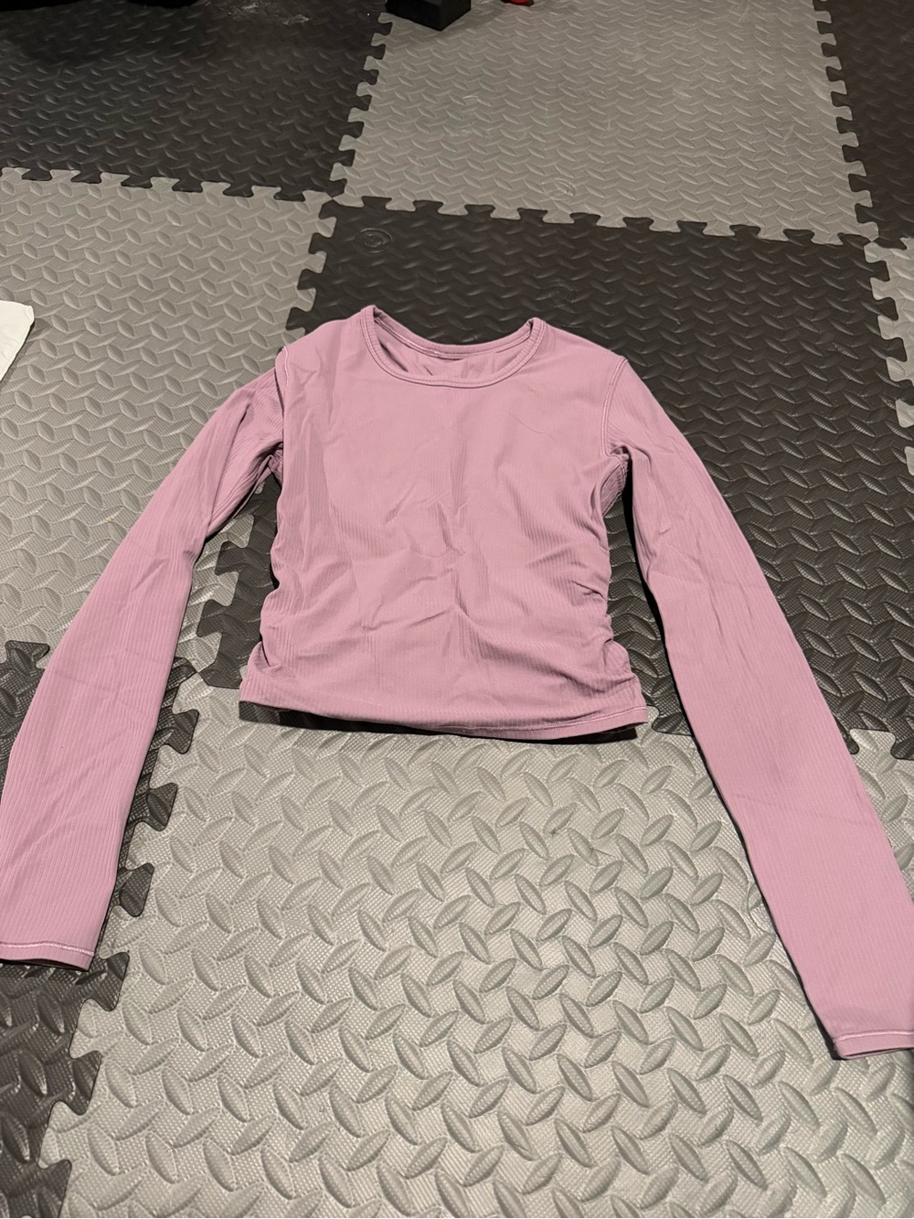 lululemon athletica Ribbed Long Sleeve Crop Top - Mauve